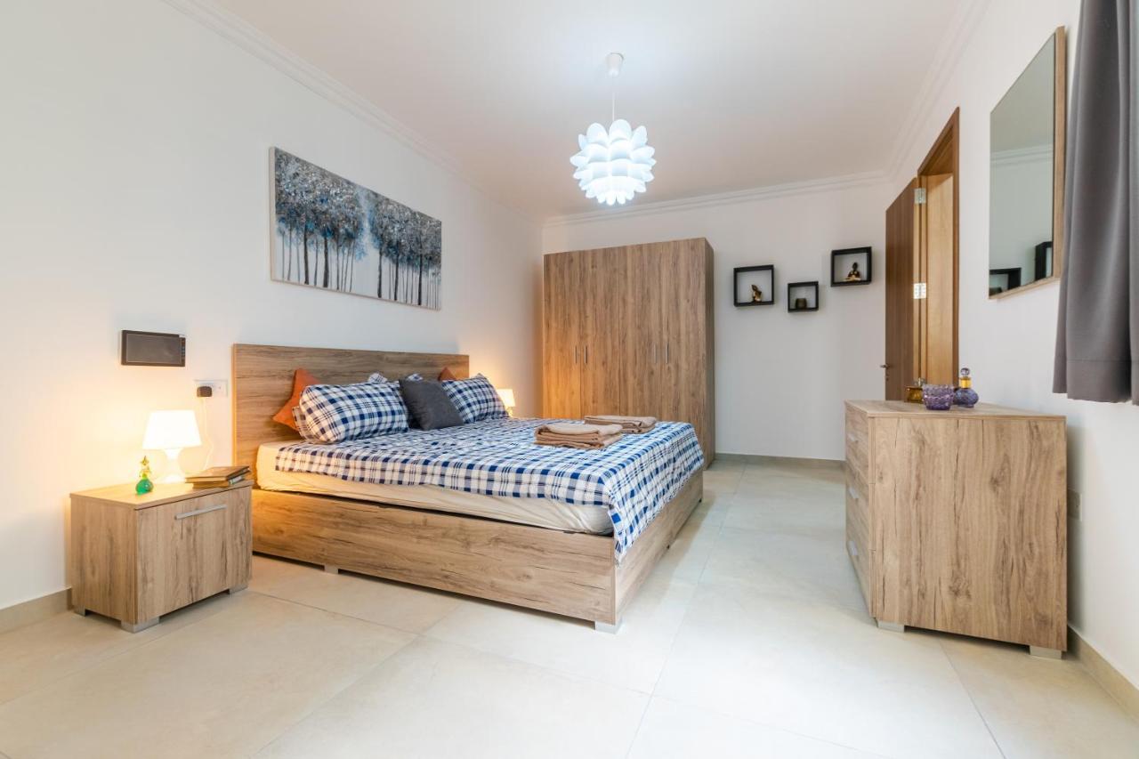 Brand New Apartment 3Bdr 2 Bth H7 セント・ポールズ・ベイ エクステリア 写真