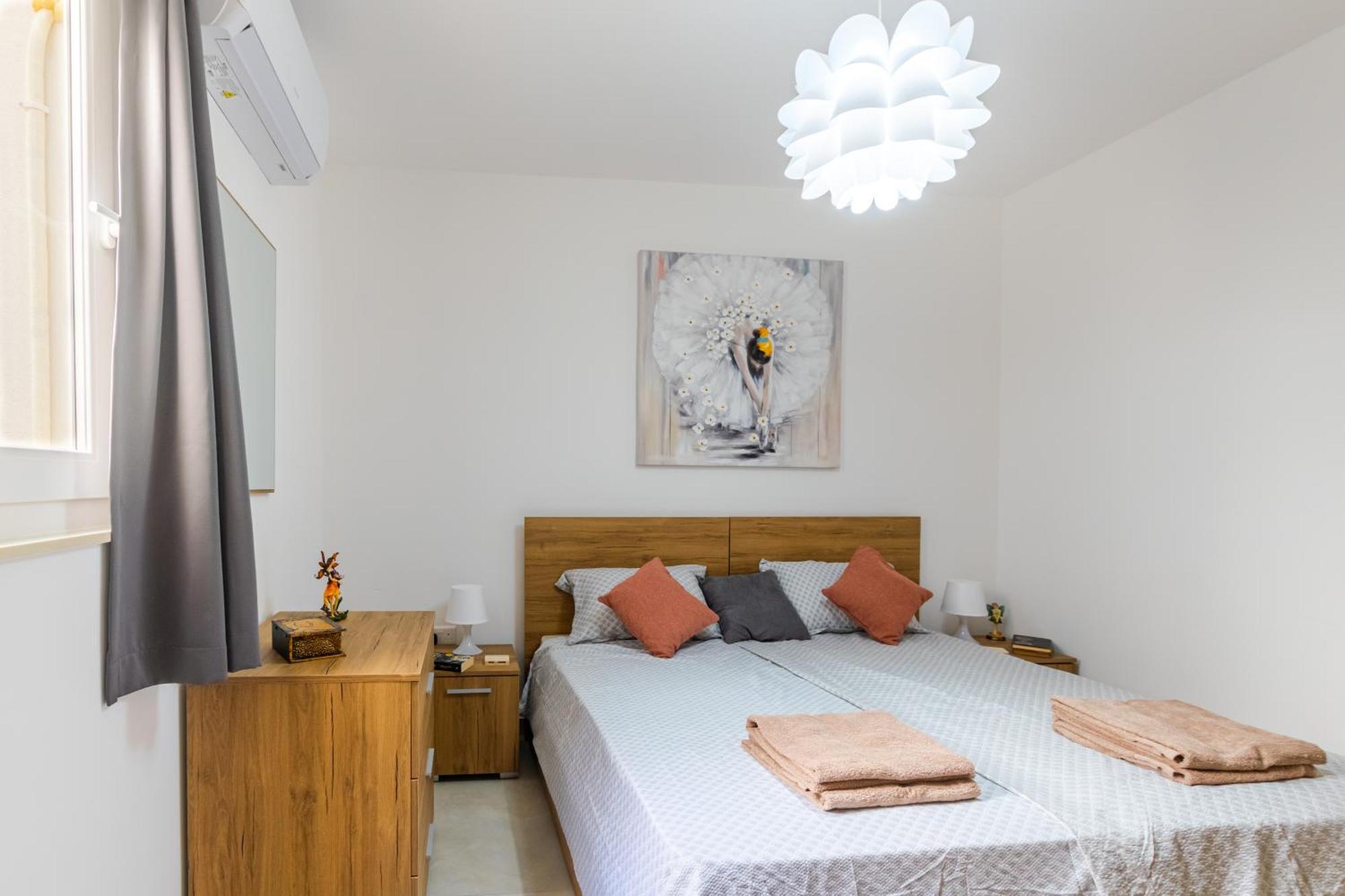 Brand New Apartment 3Bdr 2 Bth H7 セント・ポールズ・ベイ エクステリア 写真