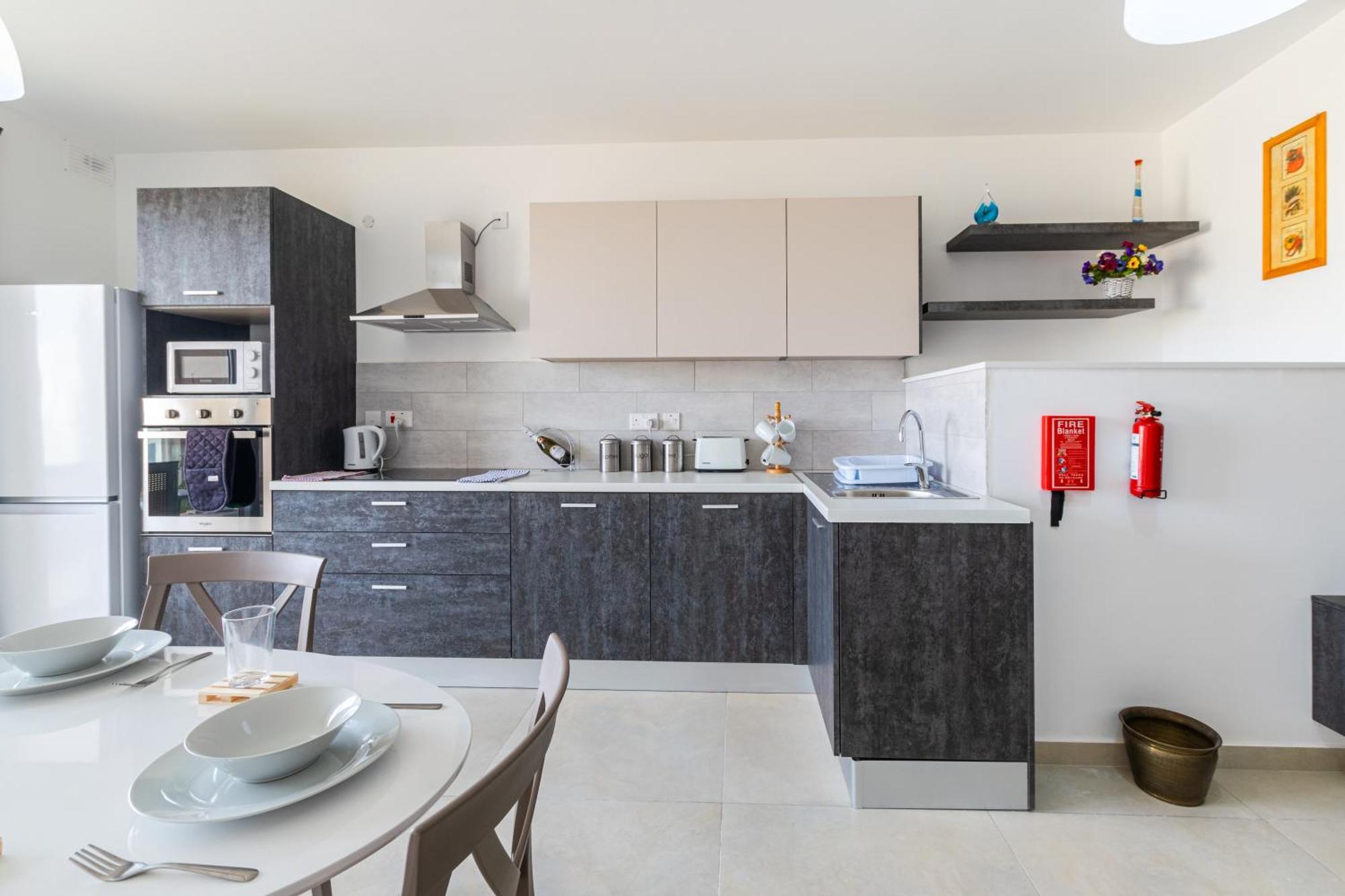 Brand New Apartment 3Bdr 2 Bth H7 セント・ポールズ・ベイ エクステリア 写真